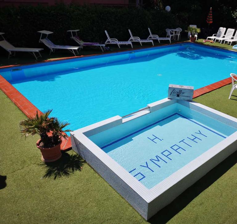 hotelsympathy de pool 011